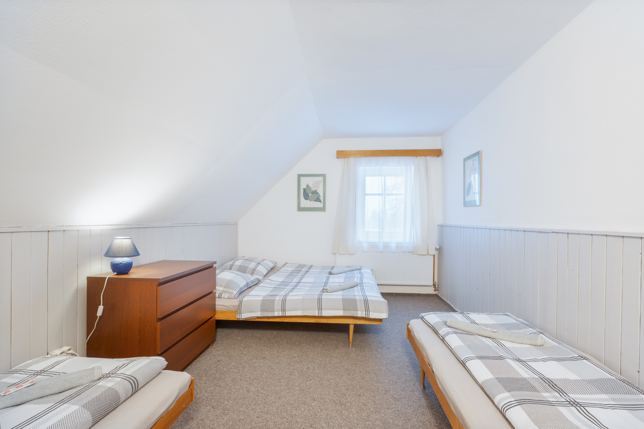 0z85575-43-small